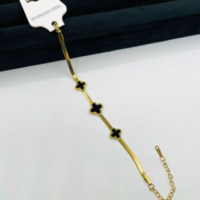 Clove Charm bracelet